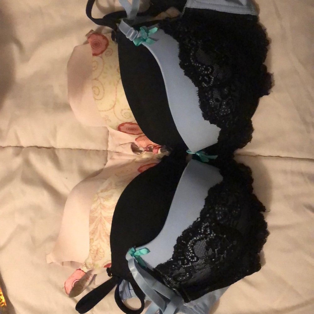 Xoxo chaps maidenform bra lot size 34D/36C